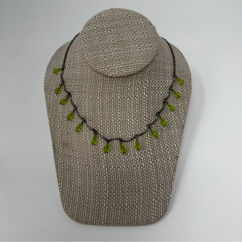 Robert Rose Elegant Green Beaded Necklace